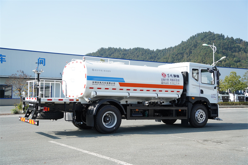 東風(fēng)華神T5-220馬力灑水車(chē) 15方（燃油車(chē)） EQ5181GPSSEH6