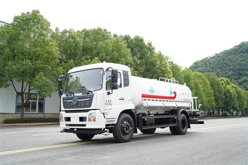 東風(fēng)天錦VR灑水車 15方（燃油車） EQ5183GPSSDF6